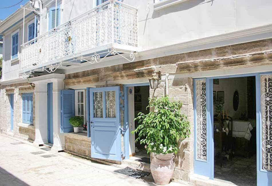 Arxontiko Studio Α3 Hotel Lefkada Town Exterior photo